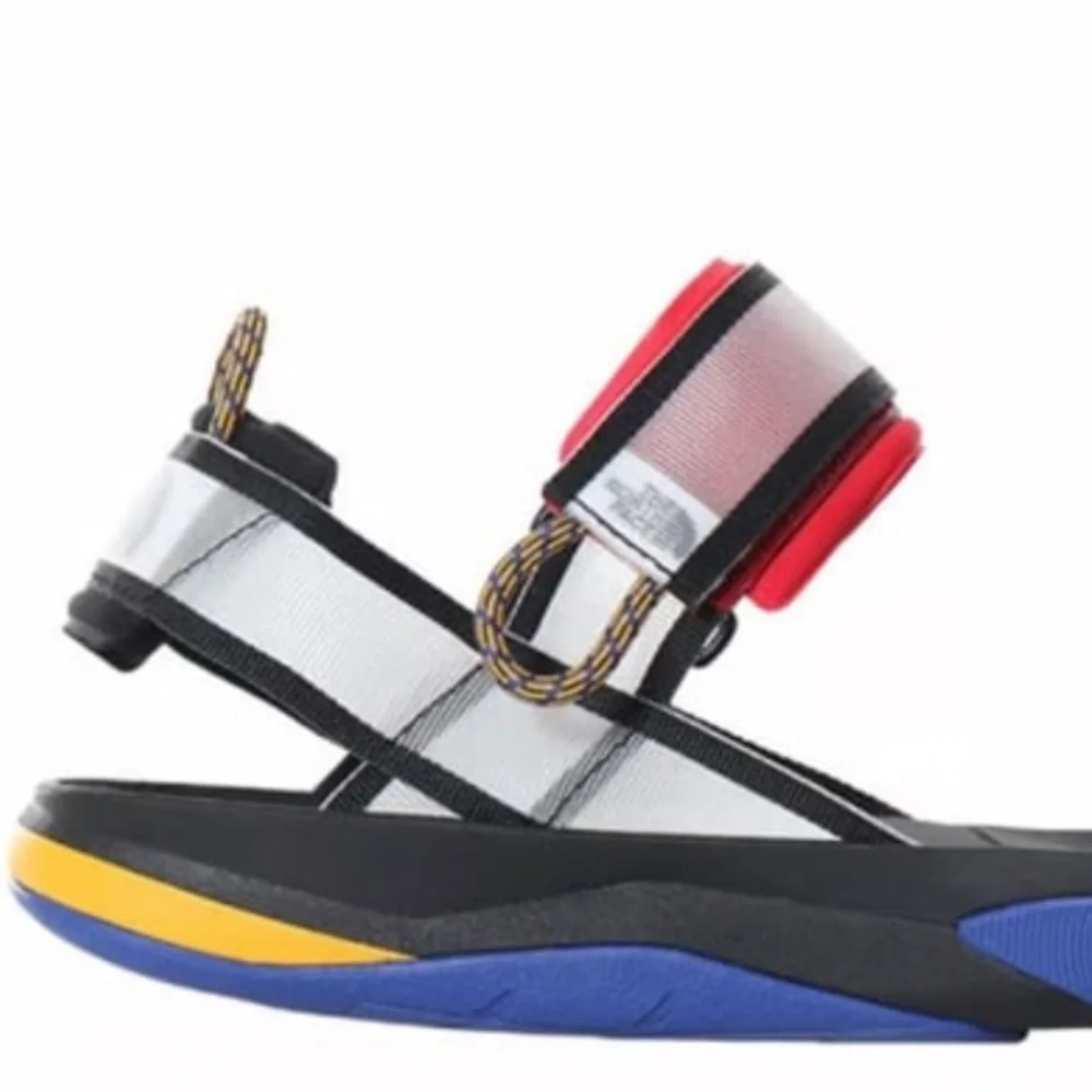 The North Face Men's Skeena Sports Sandal Red/Black Size 11 NWT